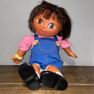 Dora Knows Your Name Interactive Toy Baby Doll Talks Sings Fisher Price 2004